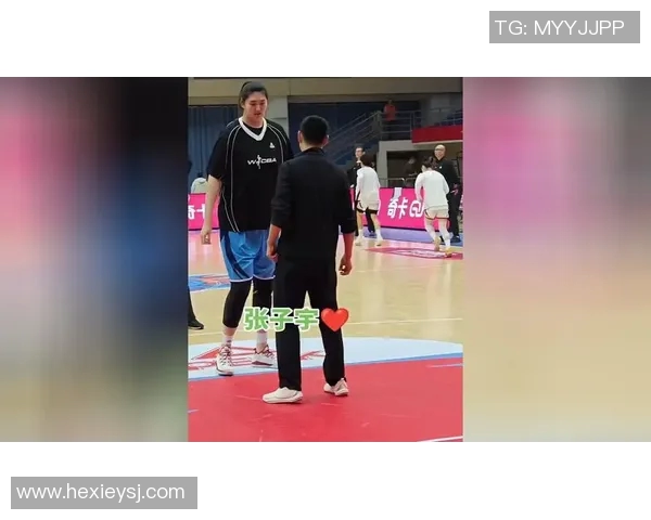 全明星赛场上的激情碰撞与篮球巨星的荣耀时刻